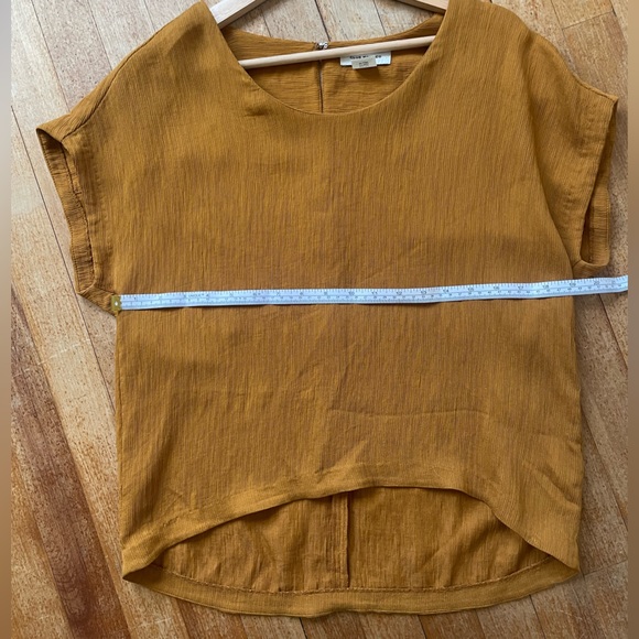 Club Monaco Textured Scoop Neck Top - XS - Picture 3 of 8